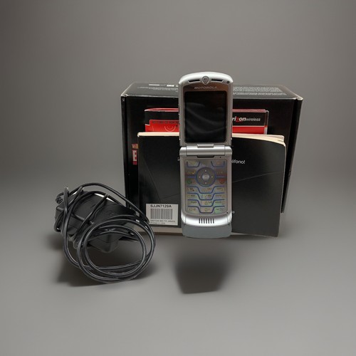 Vintage motorola razr v3c - vintage,